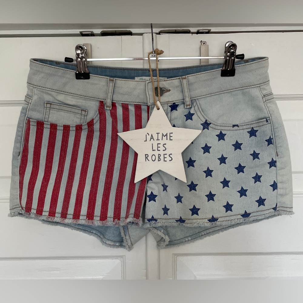 LOVE FIRE Acid Wash Stars + Stripes Jean Short Shorts